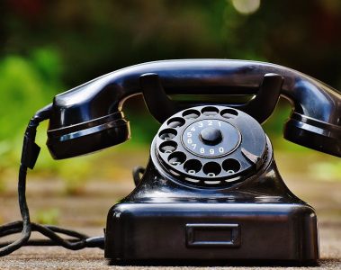 📱 המהפכה הבאה: סם אלטמן וג'וני אייב מציגים את מכשיר ה־AI שיחליף את הסמארטפון